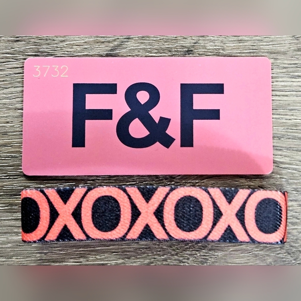 ZOX "F&F" #3732 RED Colorwheel 2023 Friends & Family COLLECTIBLE WRISTBAND